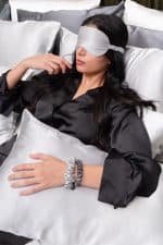 Luna Silver Mulberry Silk Pillowcase - Image 5