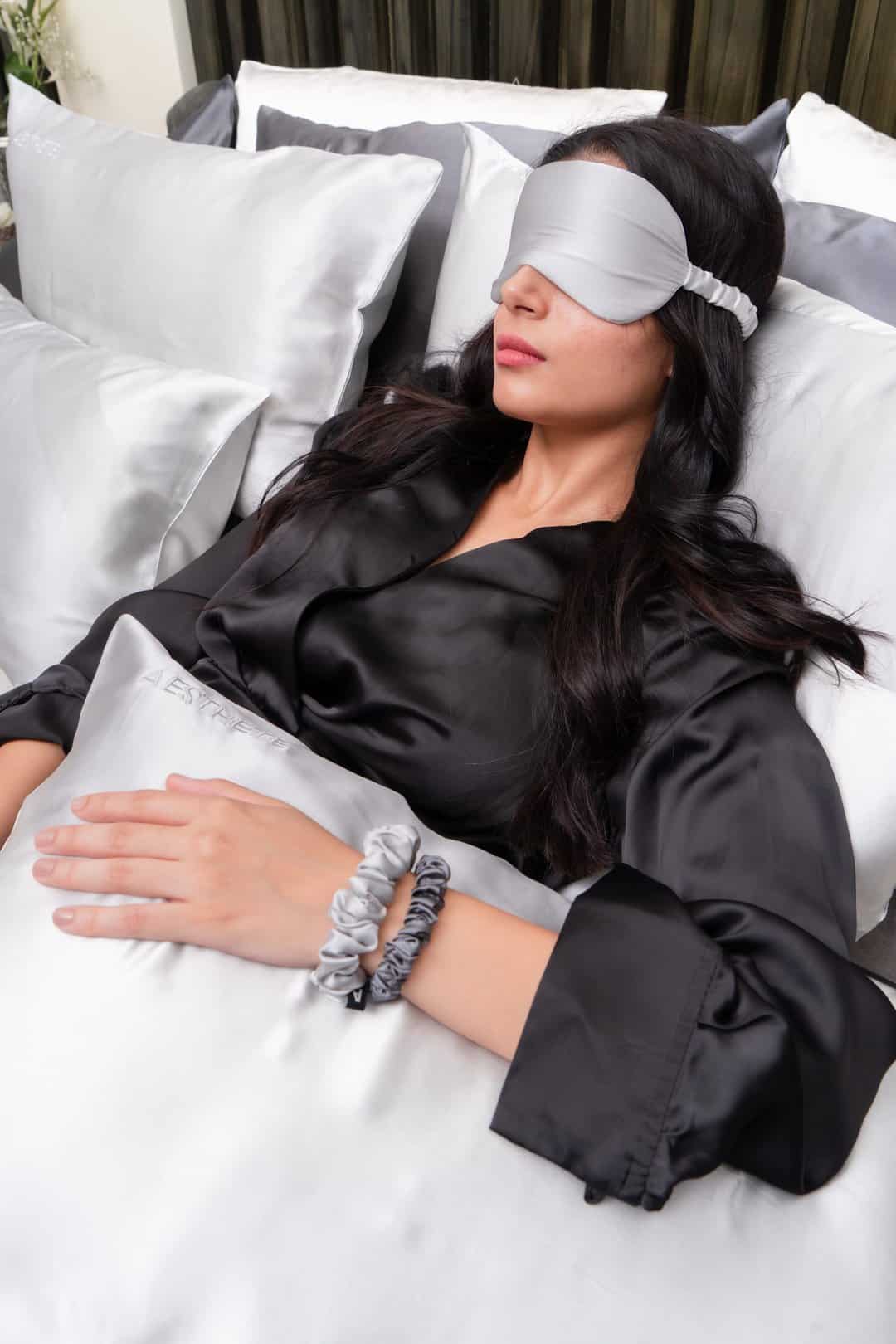 untitled-15 (1) Luna Silver Silk Eye Mask - Image 1